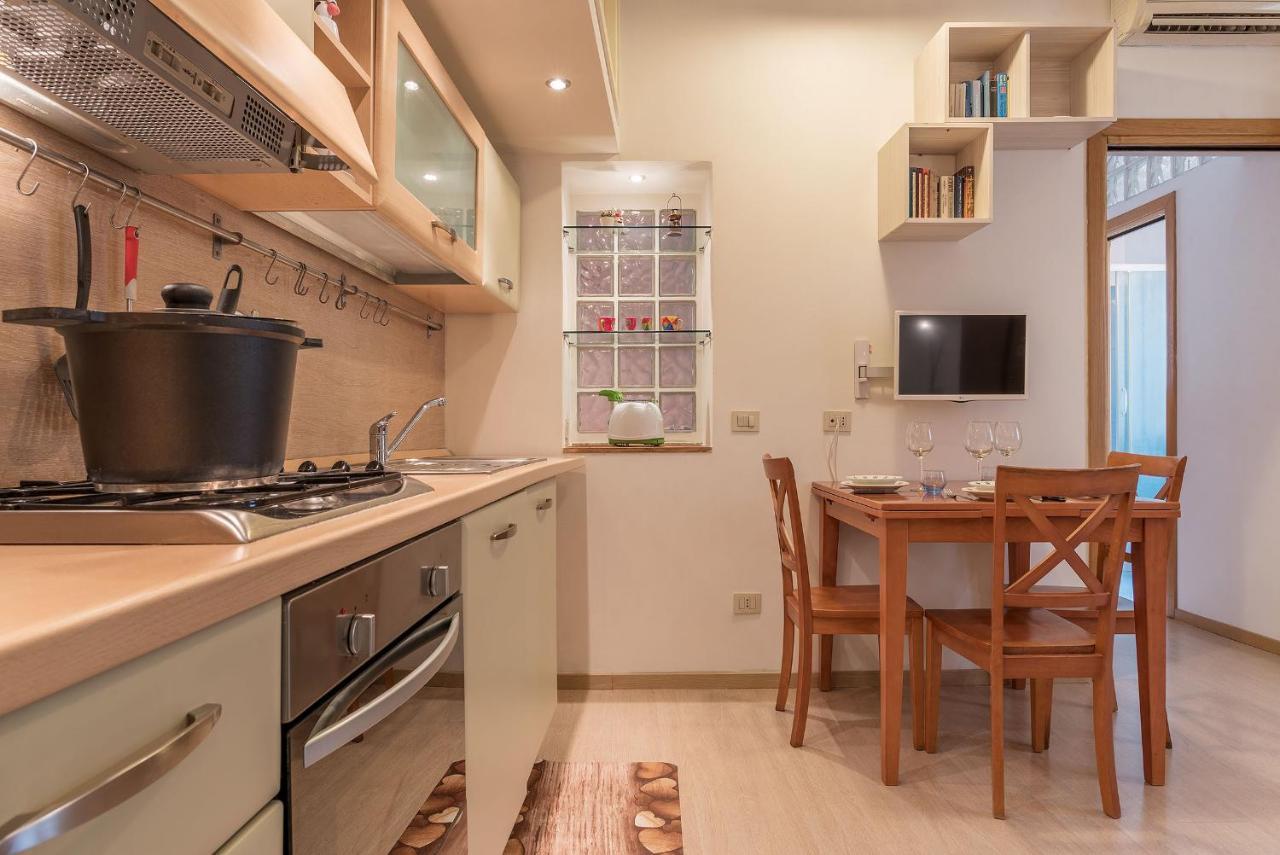 Coronari Central Apartment Roma Dış mekan fotoğraf
